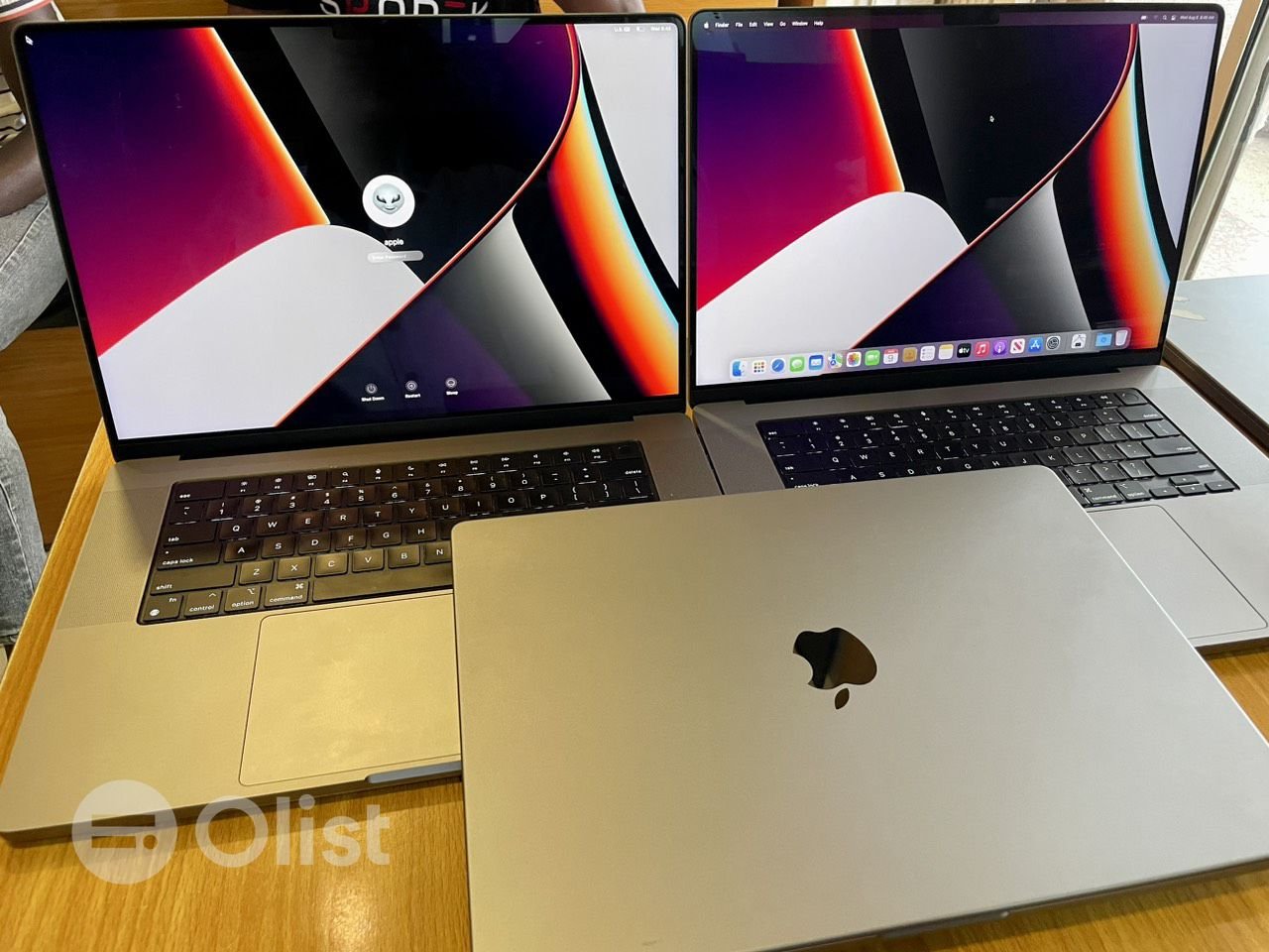 MacBook Pro 16inch 32GB 500SSD Apple M1 Max